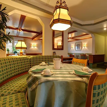 Hotel Adler 3*